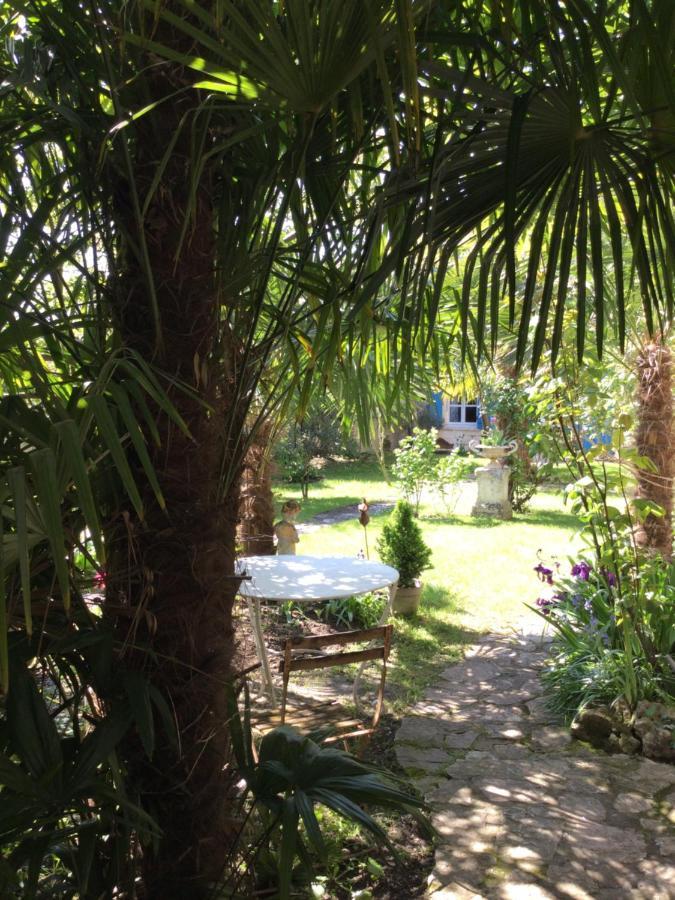 L'Orangerie Du General Bed & Breakfast แซ็ง-ฌ็อง-เด-อ็องเจลี ภายนอก รูปภาพ